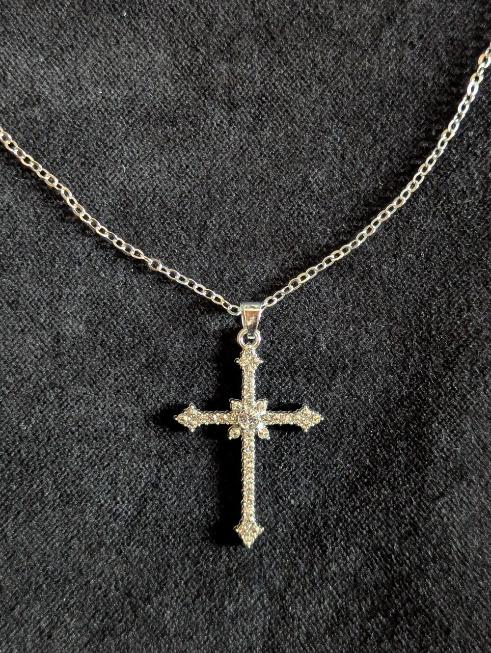 Silver Toned Zirconia Cross Pendant Necklace Religious Faith Christian Jewelry - Picture 2 of 6